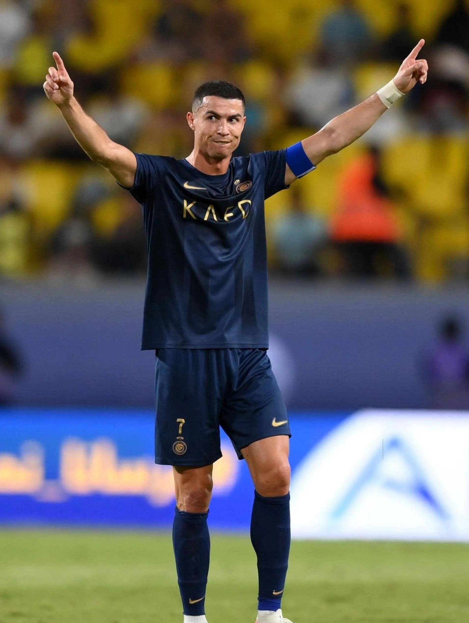 巴媒：内马尔不顾队医建议进行训练，他想出战周五关键保级战