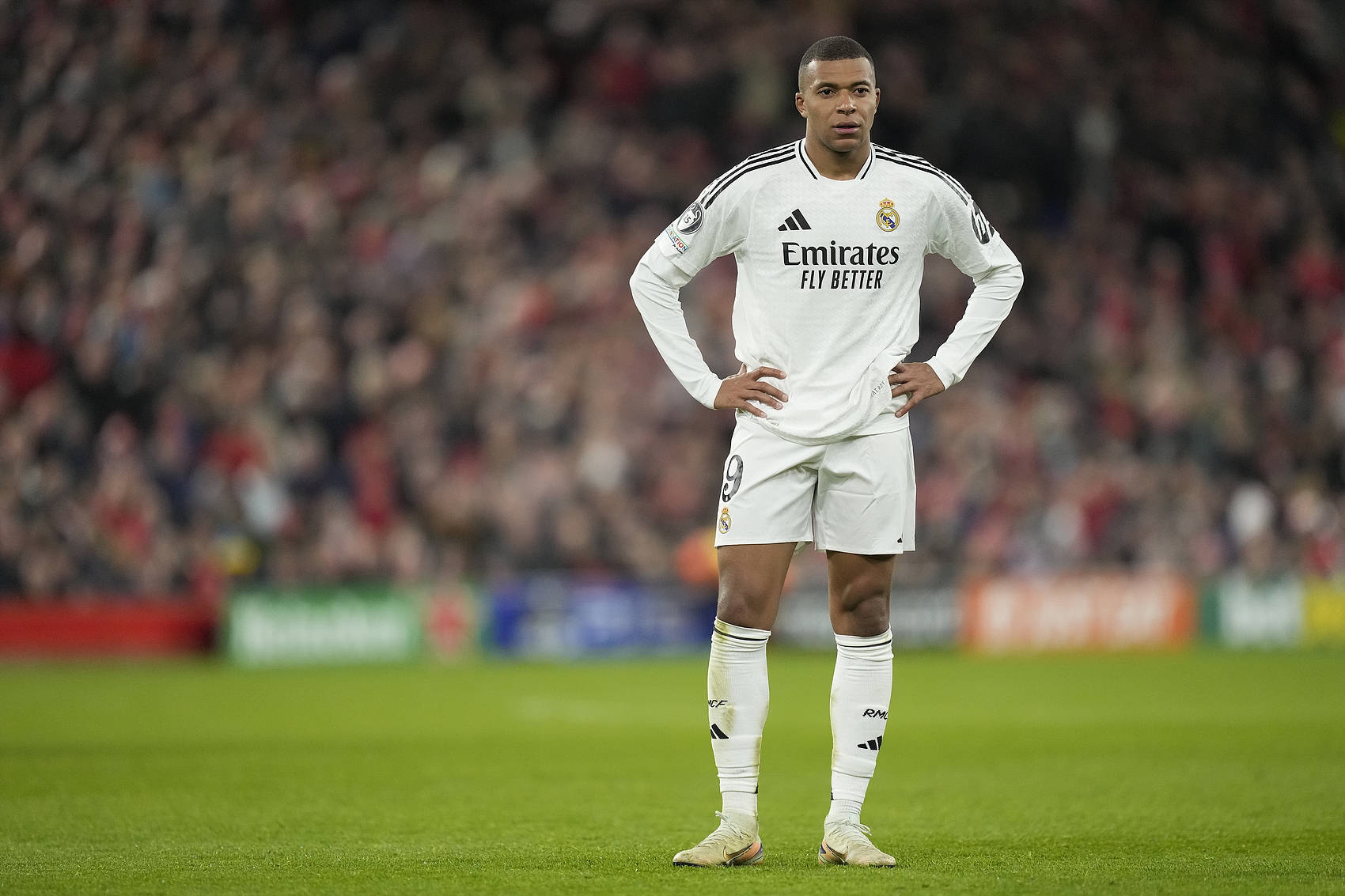 孙兴慜热刺生涯经典瞬间：斩英超金靴&普斯卡什奖、欧联圆梦