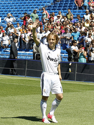 雷霆vs勇士首发出炉：库里缺阵，SGA搭档杰威