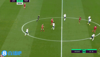 气得双手握拳！