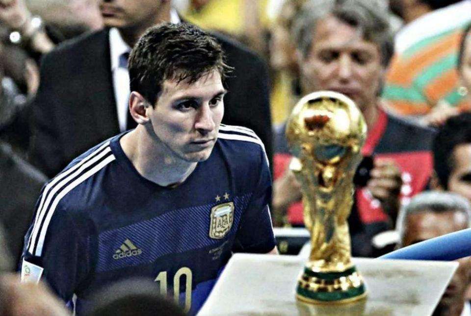 平均23.34岁，巴萨昨日首发阵容是队史近95年最年轻11人