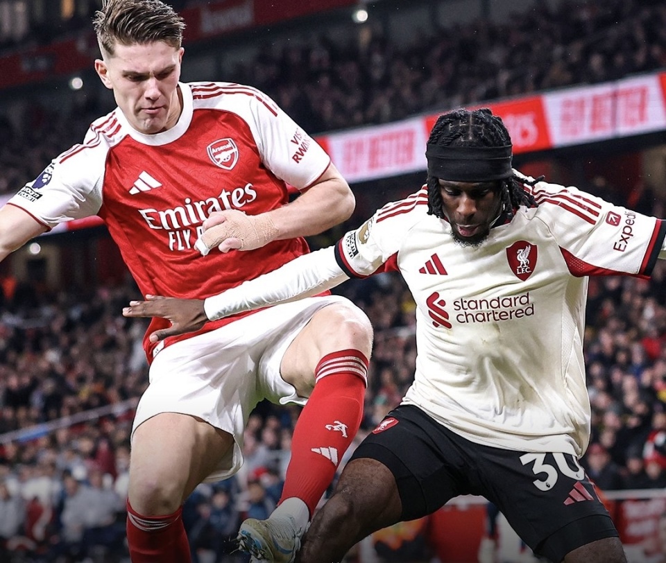 吉文：可能我有点老派，看不惯加纳乔走路歪着身子还挂条链子