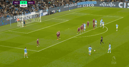 沃尔特马德：在英超踢球对我帮助很大；刚到纽卡时确实有压力