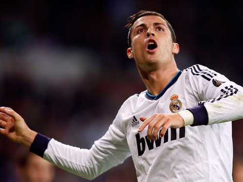 争四格局大乱，曼联3场不败，积分追平切尔西，与欧冠区只差1分