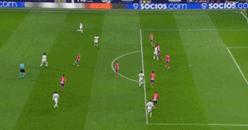 这脚传球太精准了